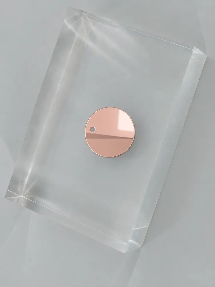 Rose Gold Mirror acrylic chip (illustrative image)
